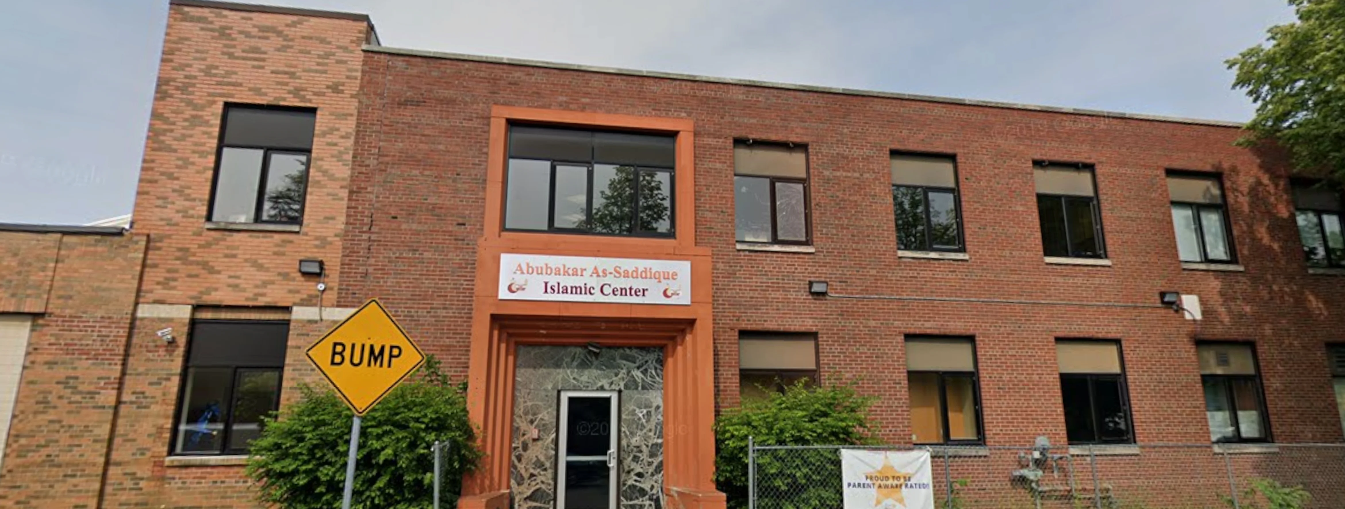 Exterior view of Abubakar As-Saddique Islamic Center Minneapolis building